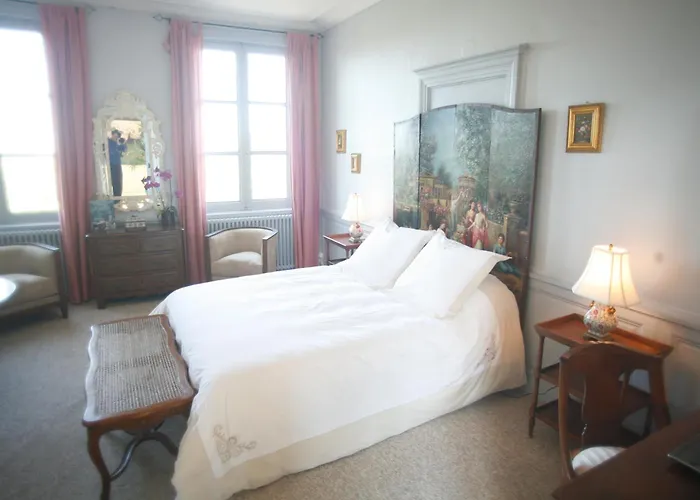 D'hotes Autour De La Rose Bed & Breakfast 3*