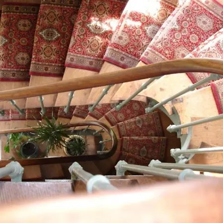 D'hotes Autour De La Rose