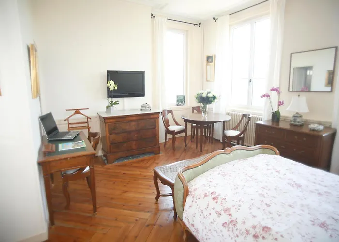 Alojamento de Acomodação e Pequeno-almoço D'hotes Autour De La Rose Honfleur